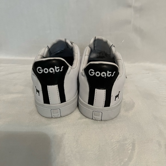 Goats Tennis - Picture 4 of 7